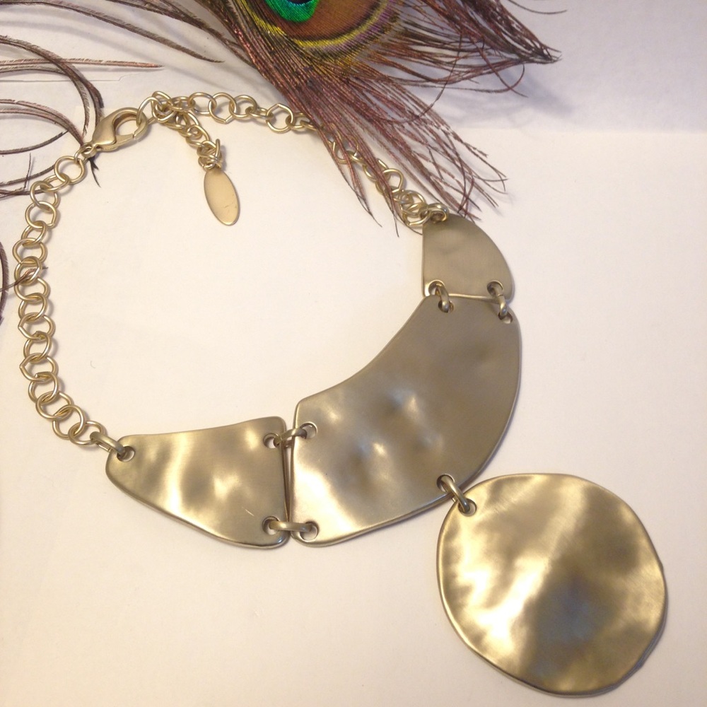 CHICO'S GOLD NECKLACE